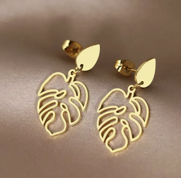 Gold Monstera Leaf Drops