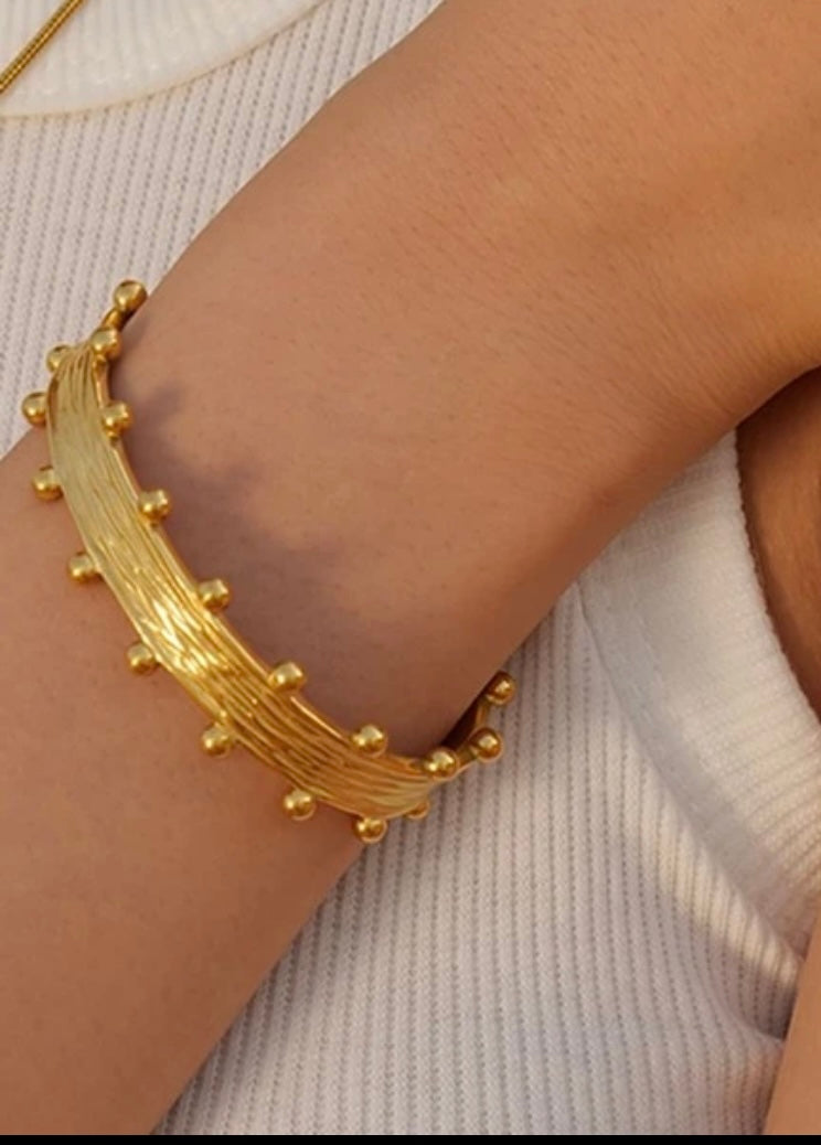 Golden Aura Bangle