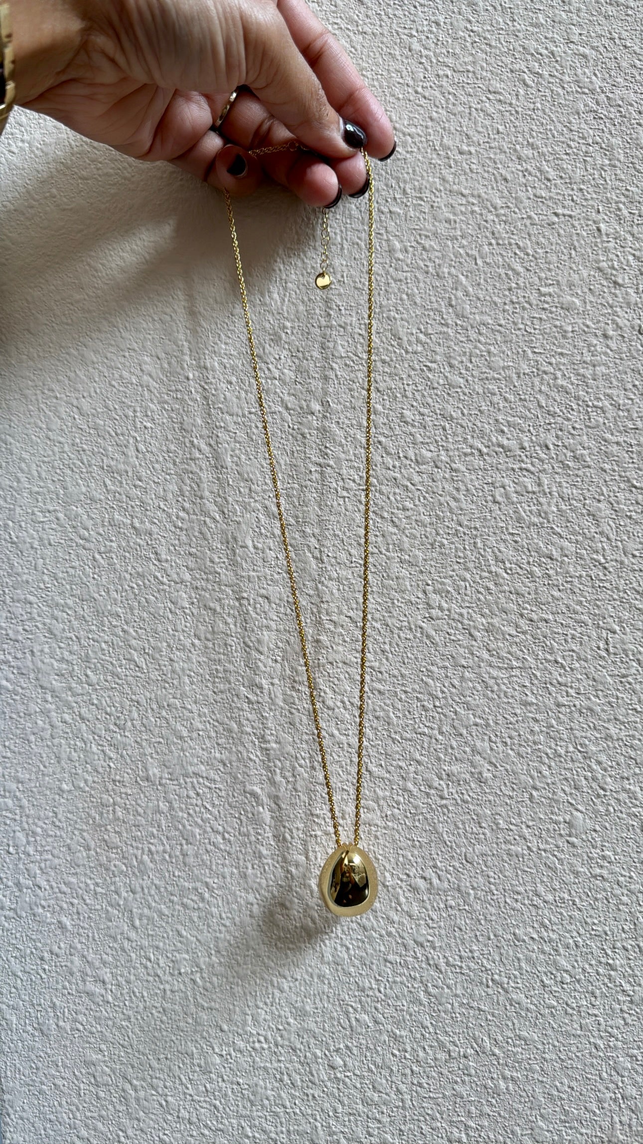 Lori Gold Teardrop Necklace