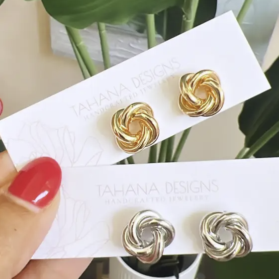 Twist Circle Studs