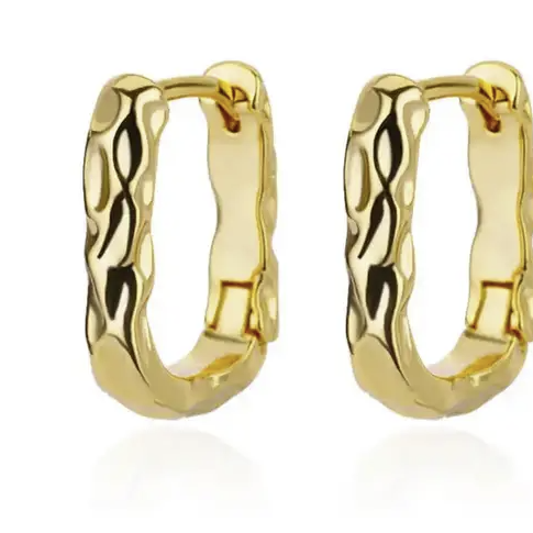 Hammered Gold U-shaped Hoops