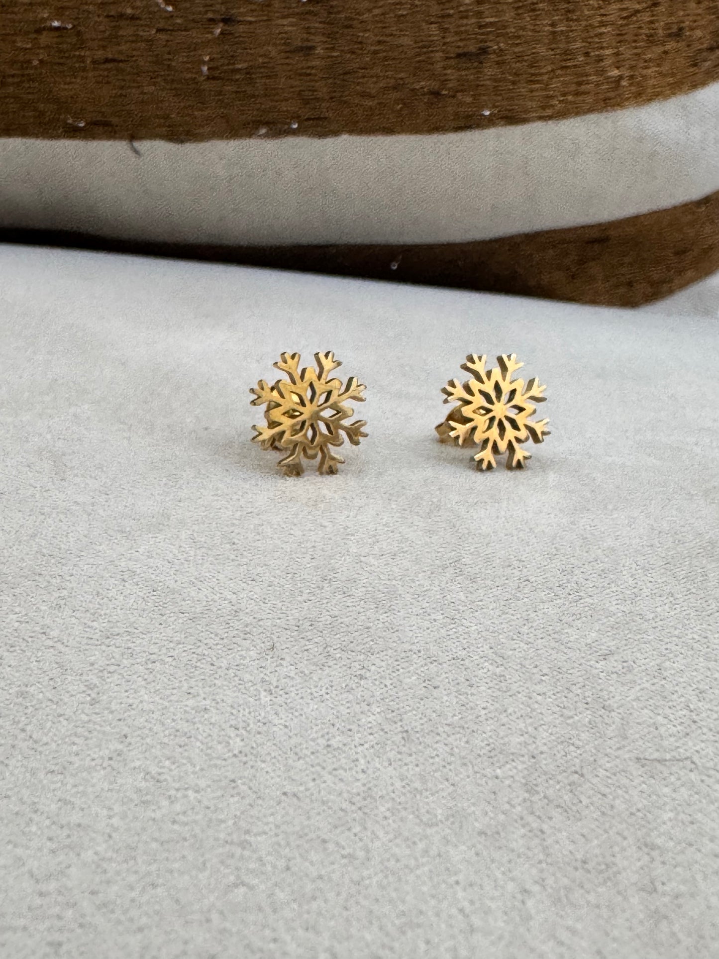 Snowflake Studs